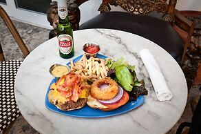 Catalina Hotel & Beach Club