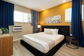 Catalina Hotel & Beach Club