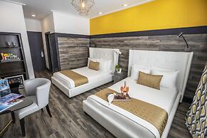 Catalina Hotel & Beach Club