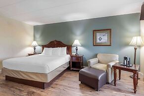Best Western Plus Steeplegate Inn