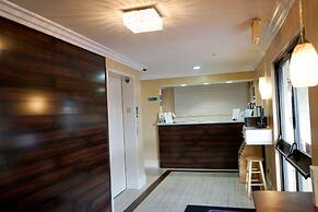 Howard Johnson by Wyndham Salinas