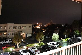 Howard Johnson by Wyndham Salinas