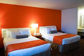 Howard Johnson by Wyndham Salinas