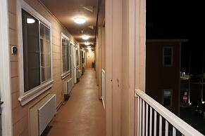 Howard Johnson by Wyndham Salinas