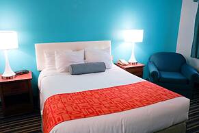 Howard Johnson by Wyndham Salinas