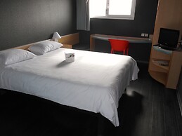 ibis Rennes Beaulieu