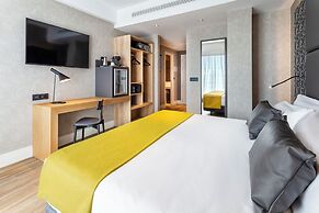 Catalonia Giralda Hotel