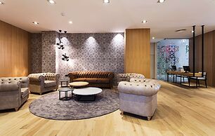 Catalonia Giralda Hotel