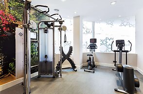 Catalonia Giralda Hotel