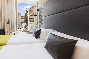 Catalonia Giralda Hotel