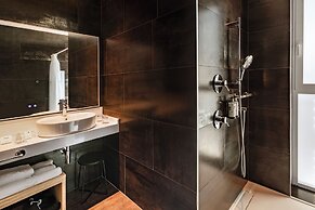 Catalonia Giralda Hotel