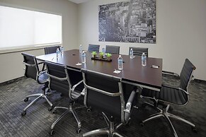 Courtyard by Marriott Addison Midway