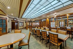 Best Western Plus Wooster Hotel & Conference Center