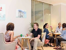 Mercure Nice Marche aux Fleurs