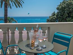 Mercure Nice Marche aux Fleurs