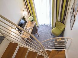 Mercure Nice Marche aux Fleurs