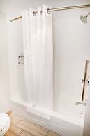 Holiday Inn Express Detroit-Birmingham by IHG