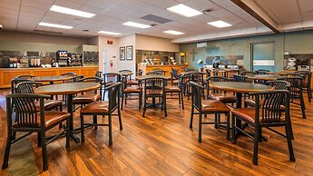Best Western Center Pointe Inn
