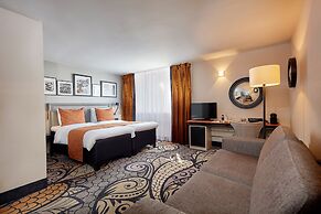 Carlton Square Hotel