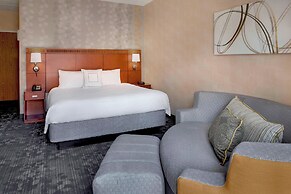 Courtyard By Marriott Hartford/Windsor Airport