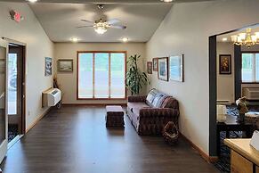 Econo Lodge Lakeshore