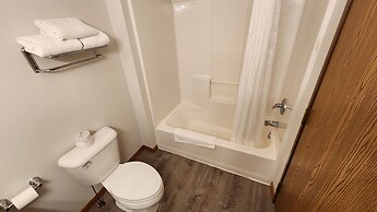 Econo Lodge Lakeshore