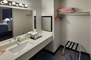 Econo Lodge Lakeshore