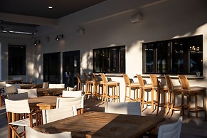 Hotel Indigo Mount Pleasant by IHG