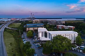 Hotel Indigo Mount Pleasant by IHG