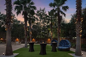 Hotel Indigo Mount Pleasant by IHG