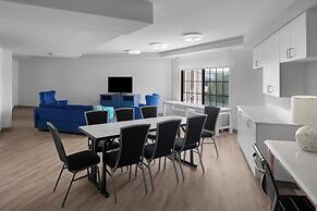 Hotel Indigo Mount Pleasant by IHG