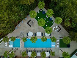Hotel Indigo Mount Pleasant by IHG