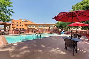 Best Western Kiva Inn