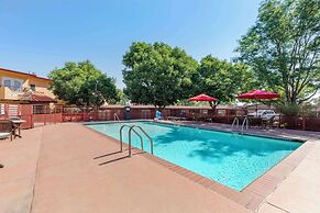 Best Western Kiva Inn