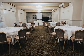 Oaklands Hall Hotel Grimsby