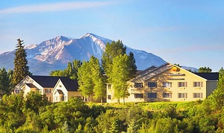 Comfort Inn & Suites Carbondale on the Roaring Fork