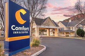 Comfort Inn & Suites Carbondale on the Roaring Fork