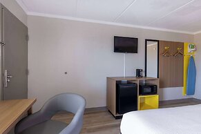 Days Inn & Suites by Wyndham Fort Bragg/Cross Creek Mall