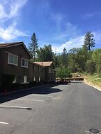 The Inelle, Oakhurst Yosemite, a Tribute Portfolio Hotel