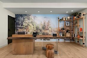 The Inelle, Oakhurst Yosemite, a Tribute Portfolio Hotel