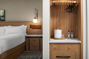 The Inelle, Oakhurst Yosemite, a Tribute Portfolio Hotel