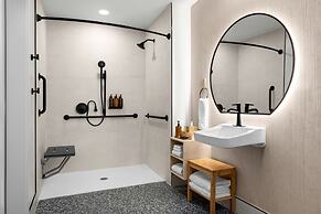 The Inelle, Oakhurst Yosemite, a Tribute Portfolio Hotel