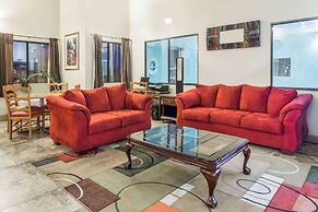 Travelodge by Wyndham Longmont