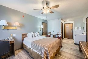 Travelodge by Wyndham Longmont