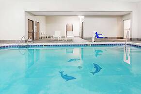 Travelodge by Wyndham Longmont