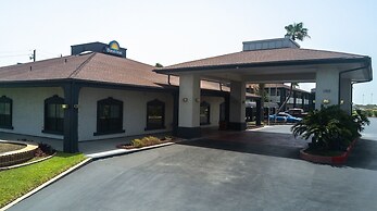 Days Inn by Wyndham Portland/Corpus Christi