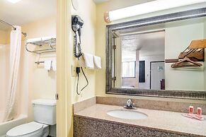 Econo Lodge Inn & Suites near Chickamauga Battlefield