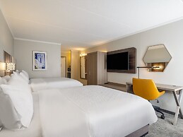 Holiday Inn Express & Suites Greensboro-(I-40 Wendover) by IHG