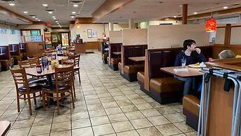 Ramada by Wyndham Rome / Verona