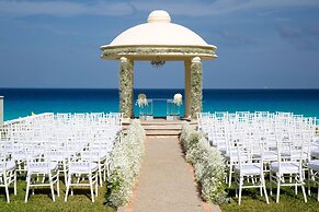 Marriott Cancun, An All-Inclusive Resort